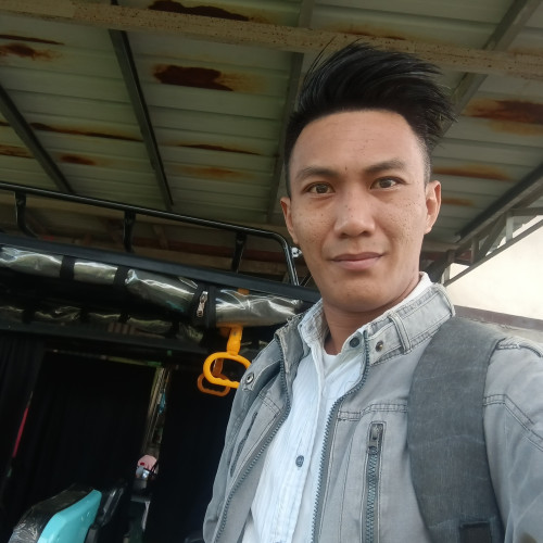 Ralff V. profile photo
