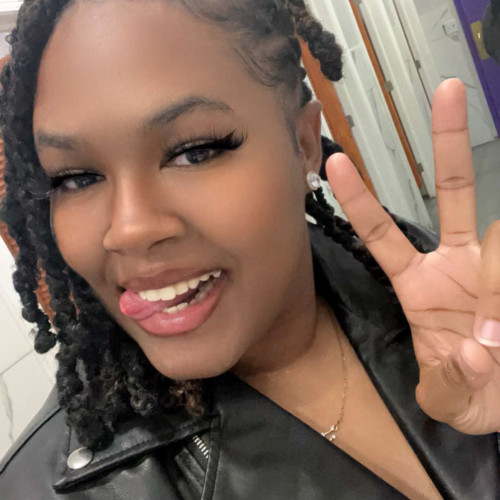 Ahmanda W. profile photo
