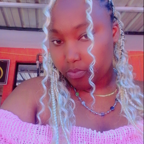 Karenalice w. profile photo