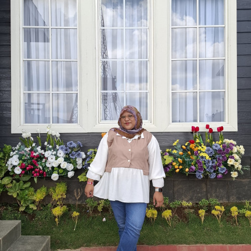 Rizqah Nurul F. profile photo