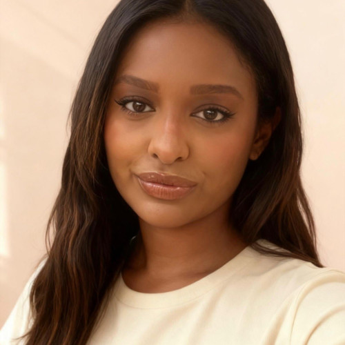 Mey Y. profile photo