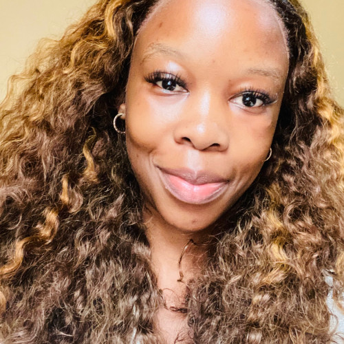 Thandeka M. profile photo