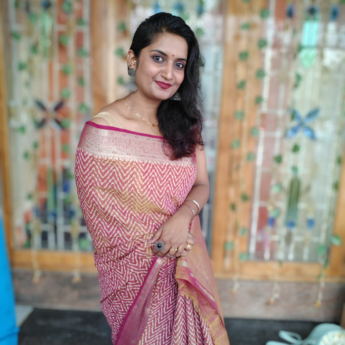 Aruvi S.