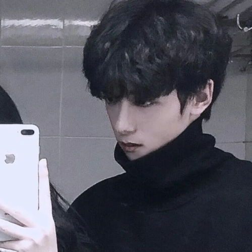 bluixl b. profile photo