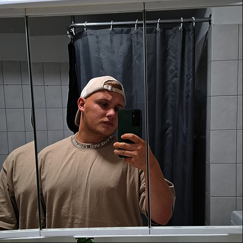 RobertMarcel B. profile photo