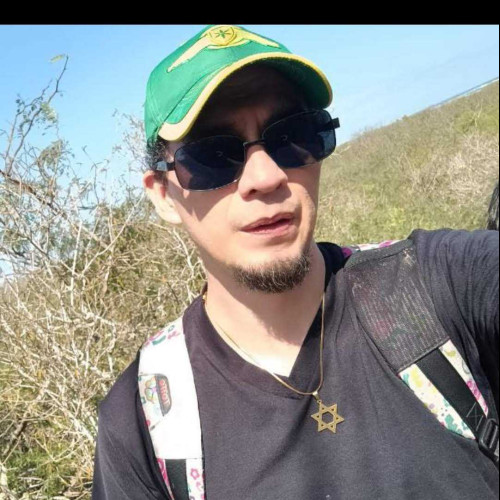 Luis J. profile photo