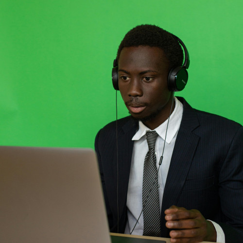 Isaac  Y. profile photo