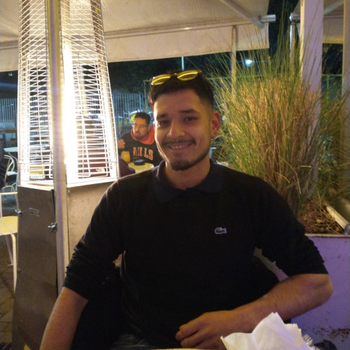 Axel B.