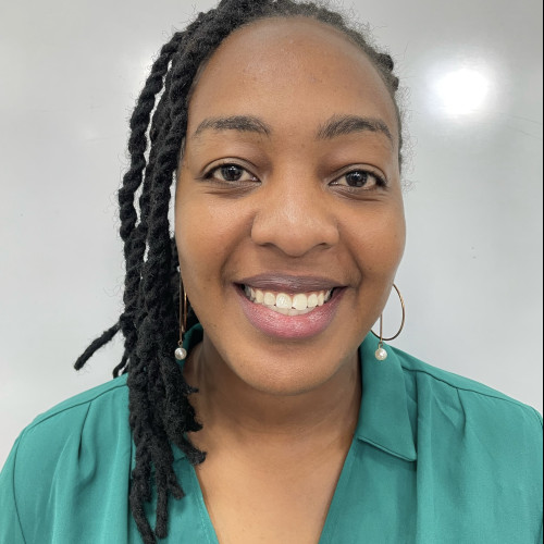 Elizabeth  M. profile photo