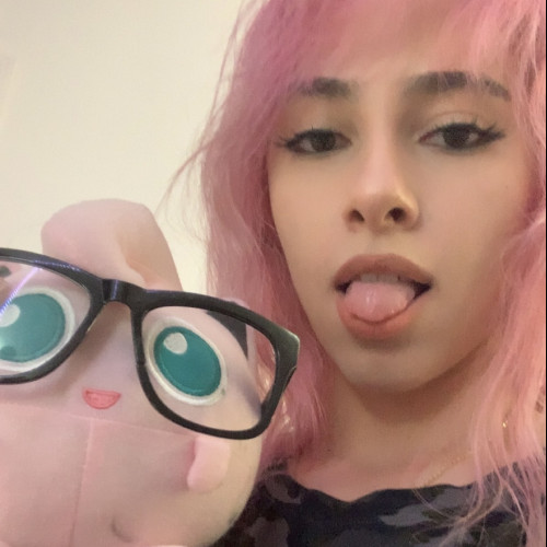 ellie m. profile photo