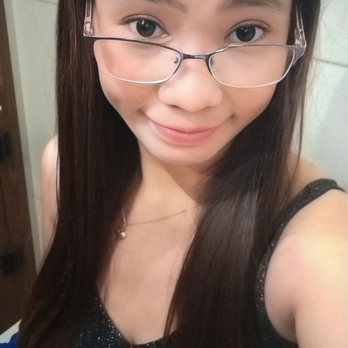 Mia R.