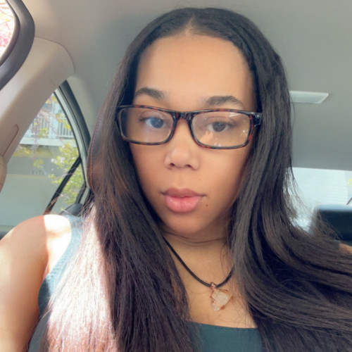 Cyn R. profile photo