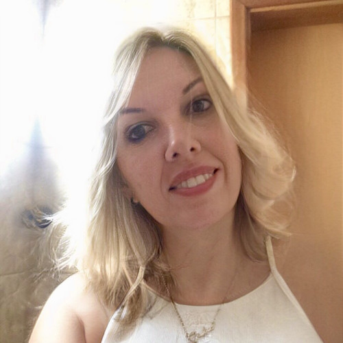 Débora  C. profile photo
