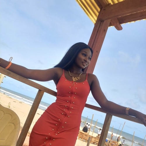 Akua  B.