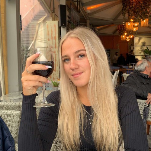 gabriela o. profile photo