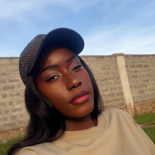 lola S. profile photo