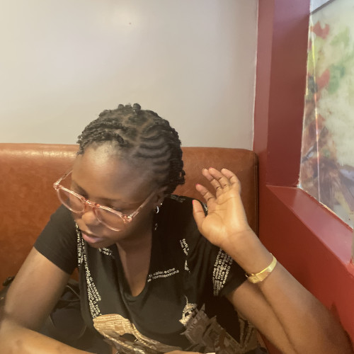 Melly M. profile photo