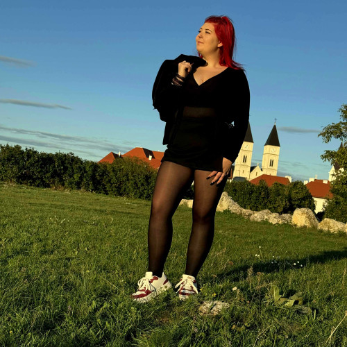 Veronika B. profile photo