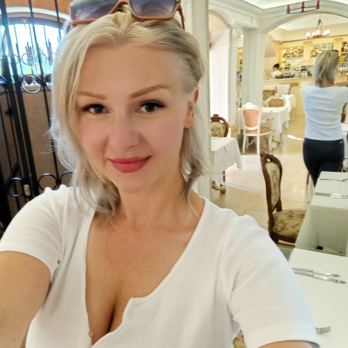 Julia G. profile photo