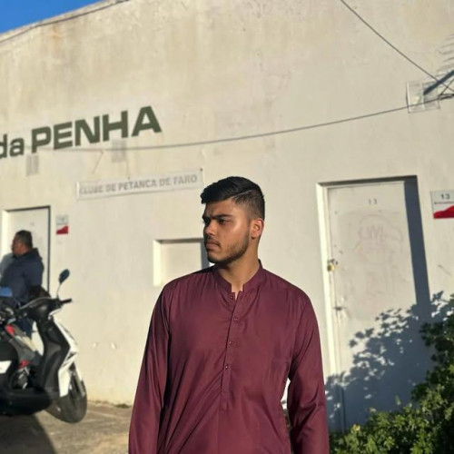 Arfeen W. profile photo