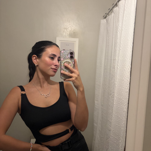 Luciana B. profile photo
