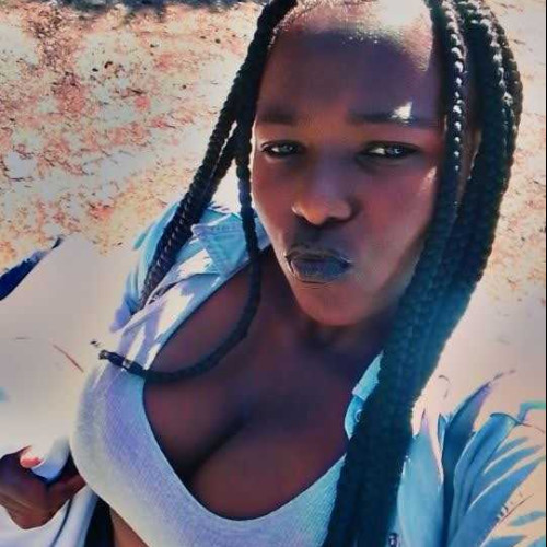 Elsy Z.