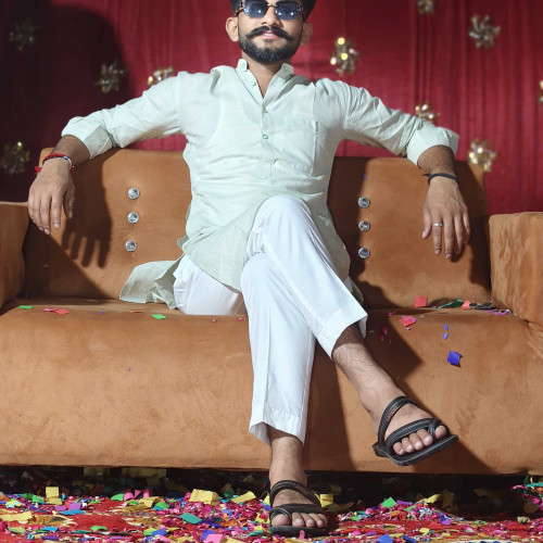 raj j. profile photo