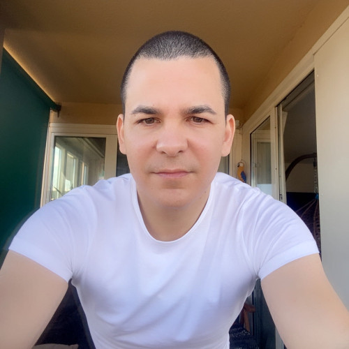 Luis M. profile photo