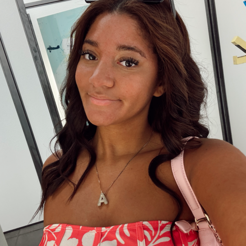Alexis B. profile photo
