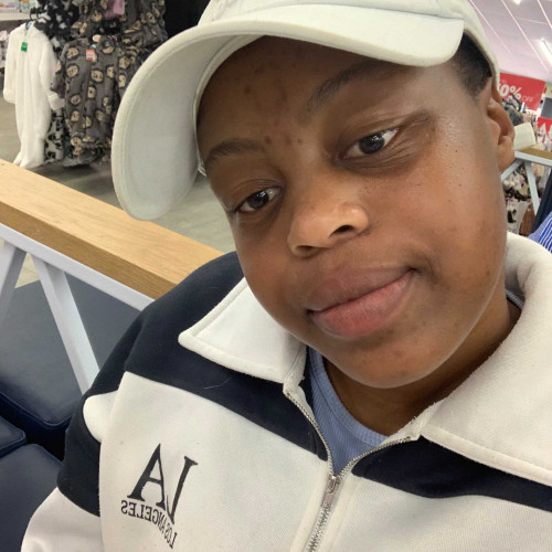 londeka n. profile photo