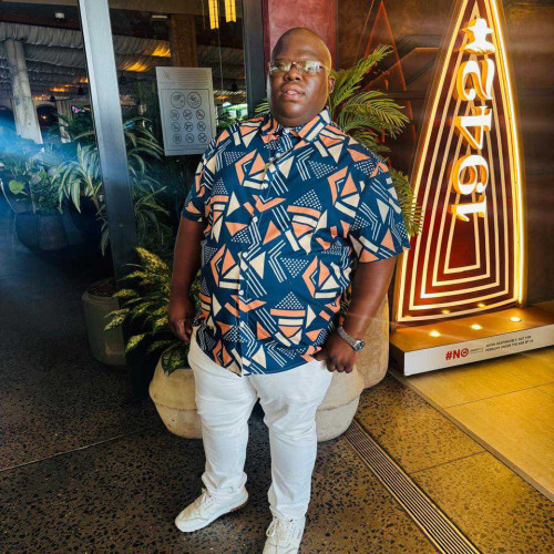 Mnqobi M. profile photo