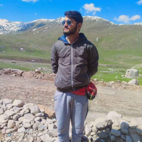 Umer Q.
