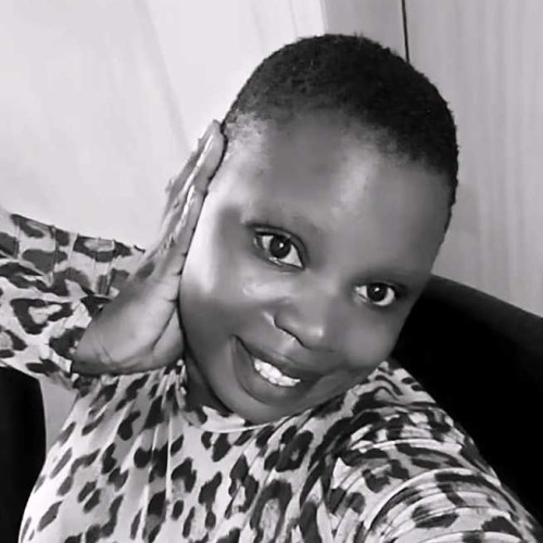 Laura c. profile photo