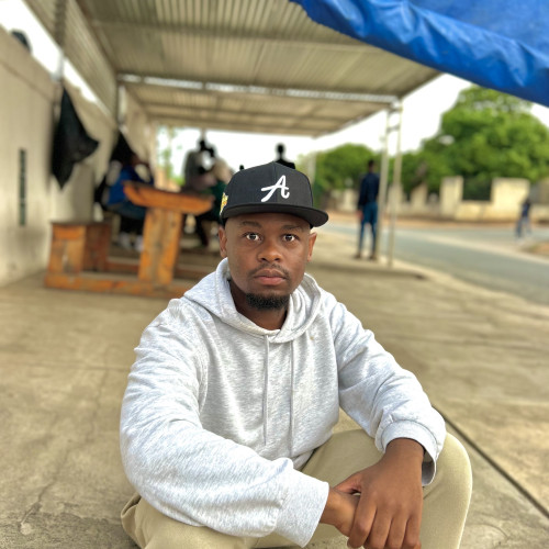 Dzunisani m. profile photo