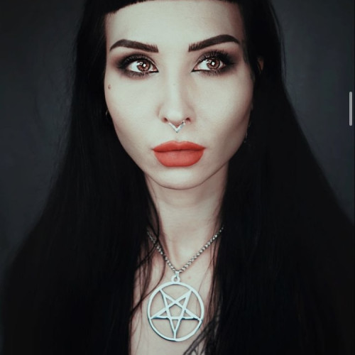 Lilith  L.