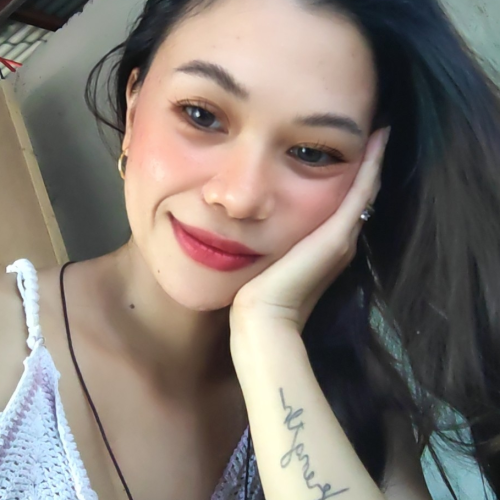 Jade R.