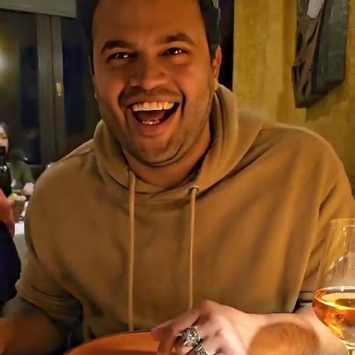 victor m. profile photo