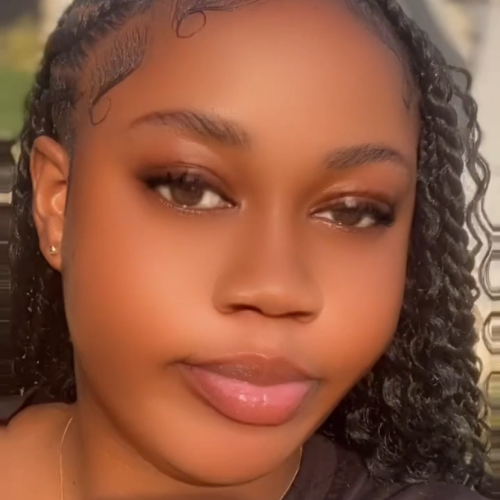 Esther O. profile photo