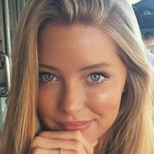 Alina S.
