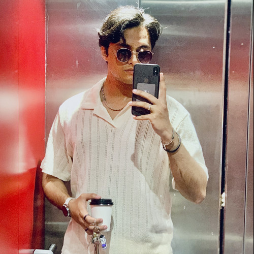 El barae  H. profile photo