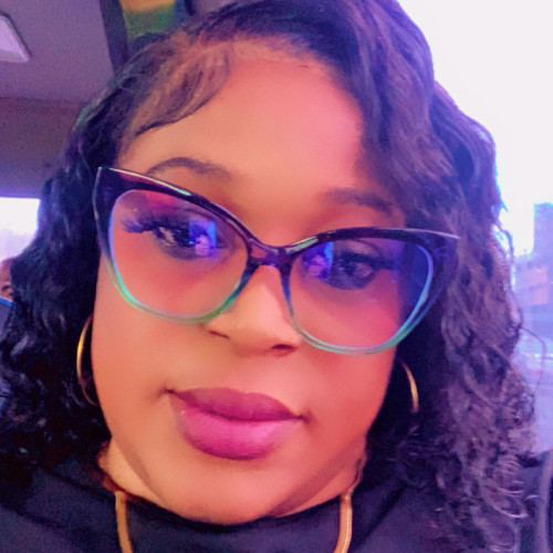 Nicola M. profile photo