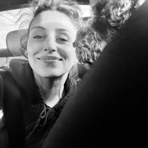 Willa V.