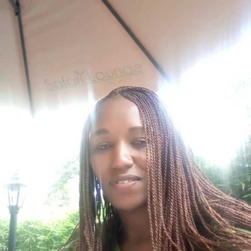 leah M. profile photo