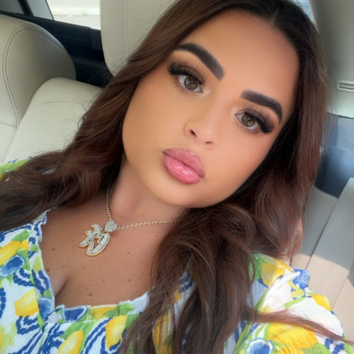 caroleann f. profile photo