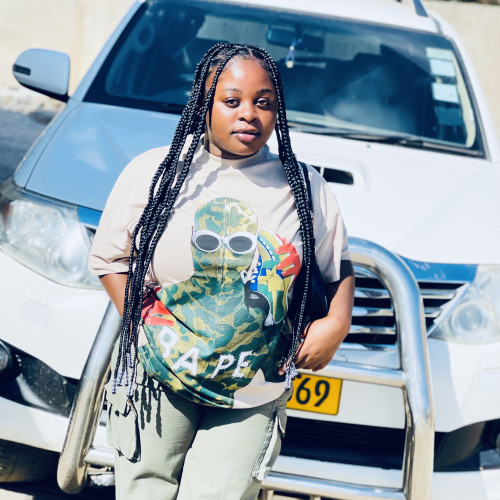 Rue B. profile photo
