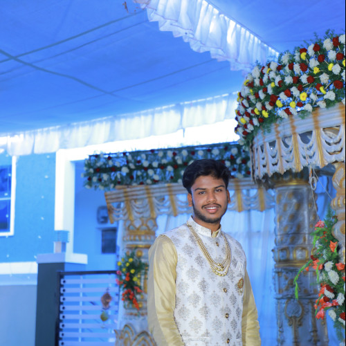Venu R.