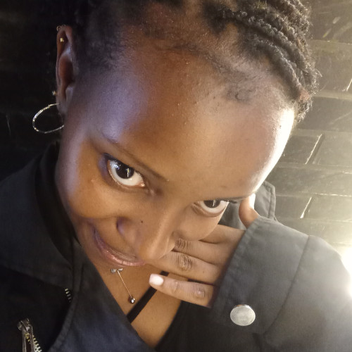 Victoria  m. profile photo