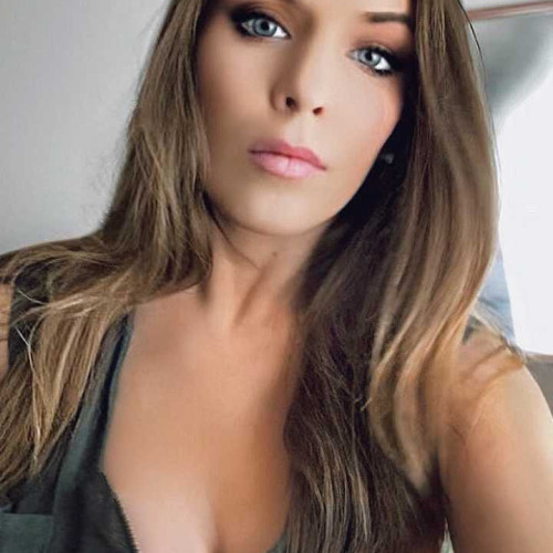 Kelly J. profile photo