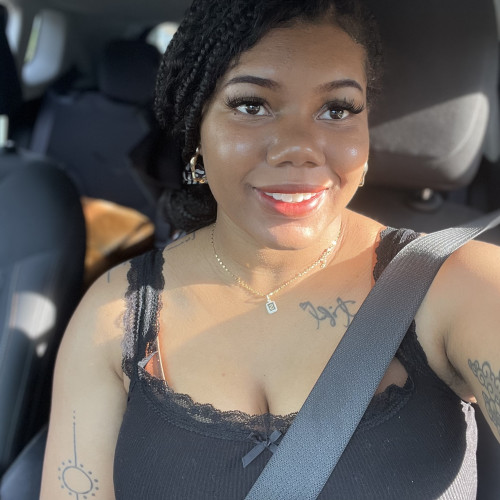Raenah D. profile photo