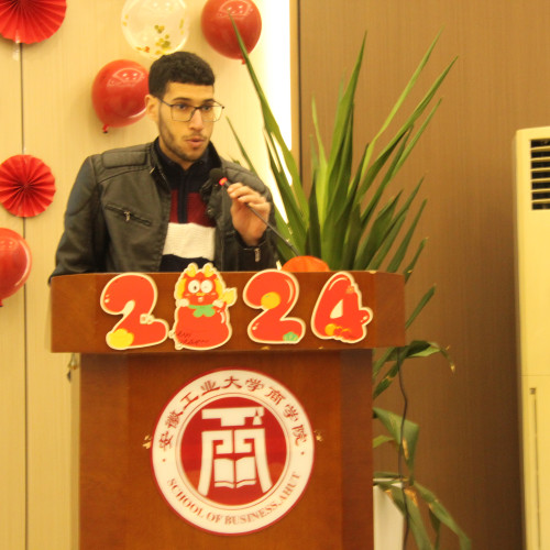 Oussama E. profile photo